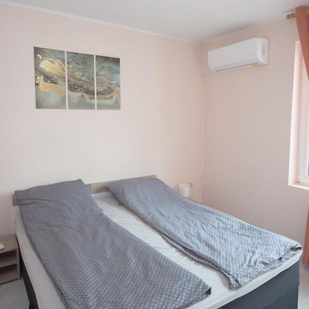 Aleksapart Burgas ภายนอก รูปภาพ
